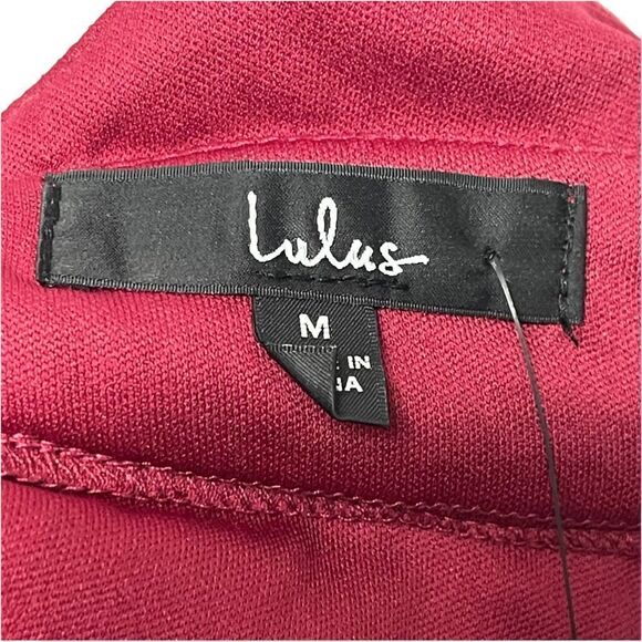 NWT LULUS Favorite Moment Burgundy and Gold Star Print Skater Dress M - Picture 6 of 12